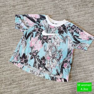 Nike women's jersey floral cropped short sleeve top blue size M